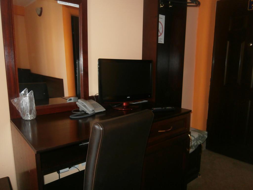 Hotel Vila Mitic Luxx Spa Centar Leskovac  Zewnętrze zdjęcie