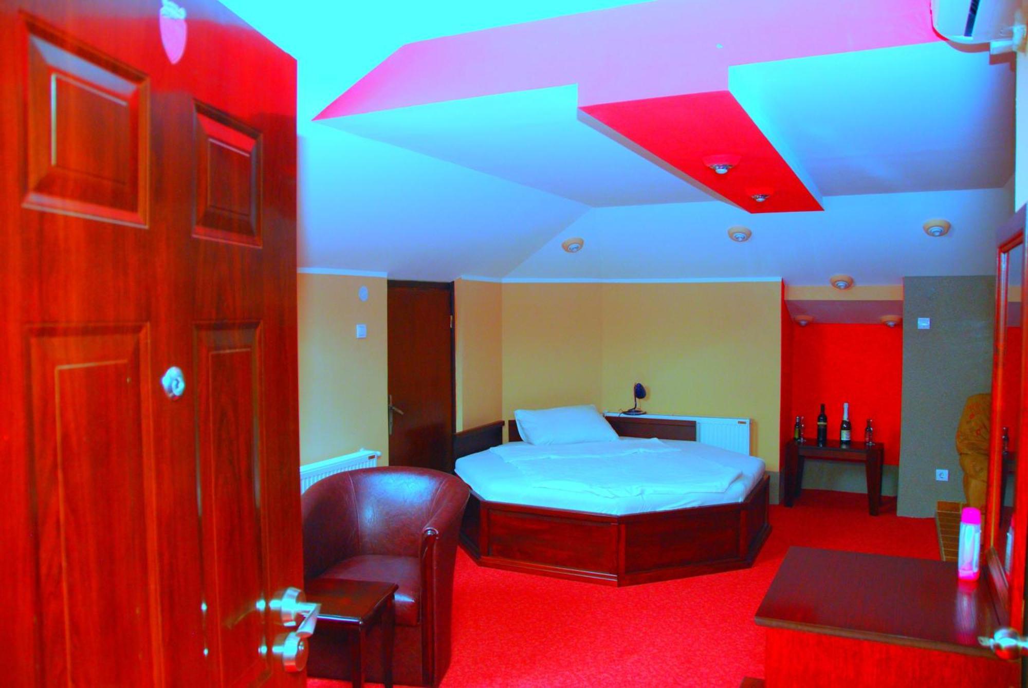 Hotel Vila Mitic Luxx Spa Centar Leskovac  Zewnętrze zdjęcie