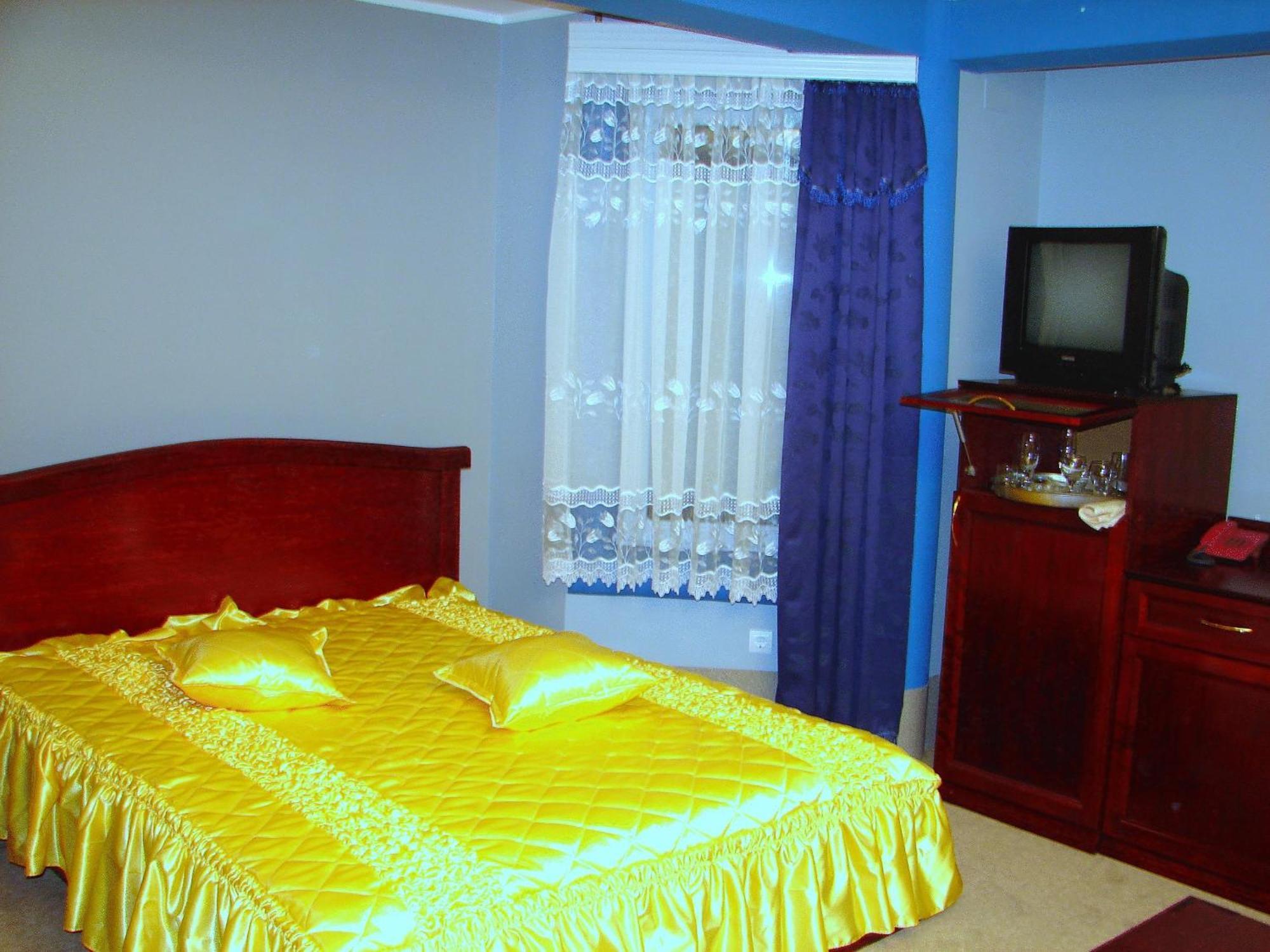 Hotel Vila Mitic Luxx Spa Centar Leskovac  Zewnętrze zdjęcie