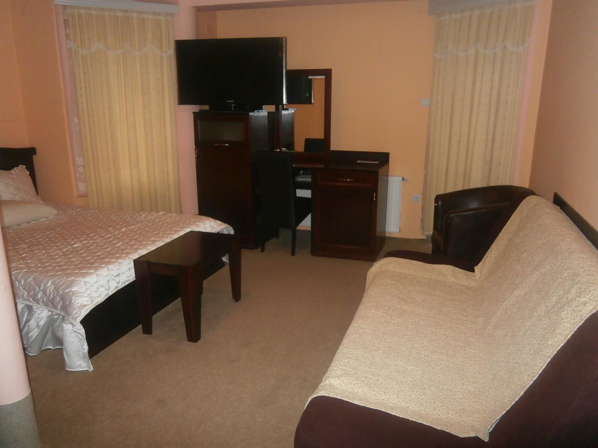 Hotel Vila Mitic Luxx Spa Centar Leskovac  Zewnętrze zdjęcie