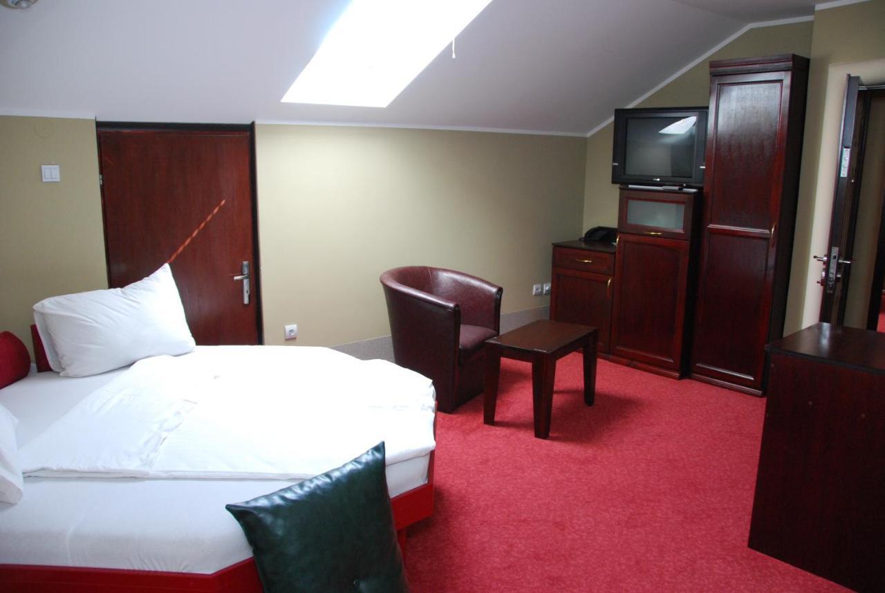 Hotel Vila Mitic Luxx Spa Centar Leskovac  Pokój zdjęcie